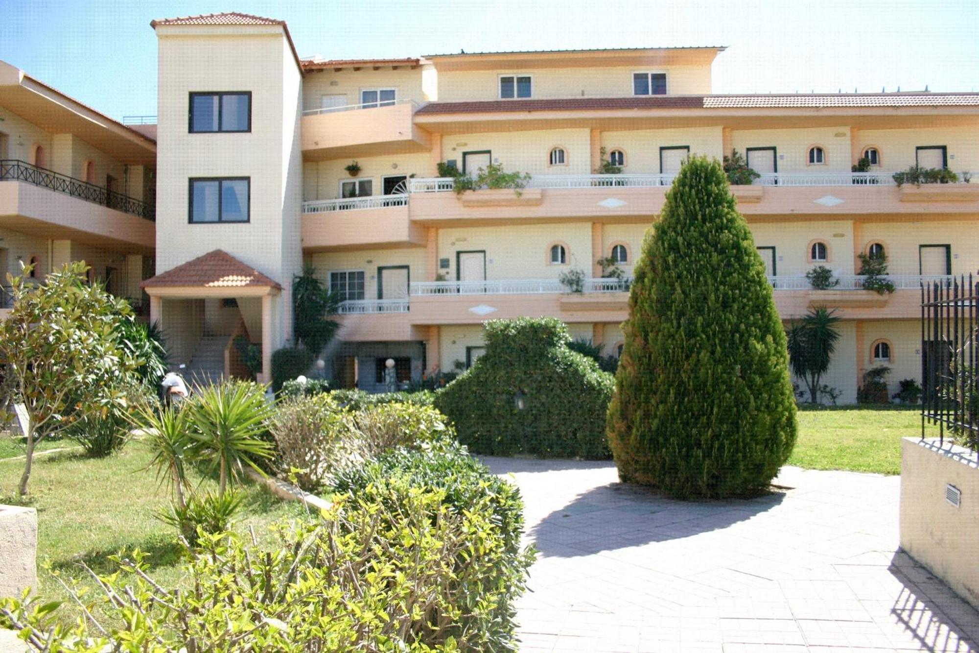Lyristis Dinos Studios & Apartments Faliraki Exterior foto